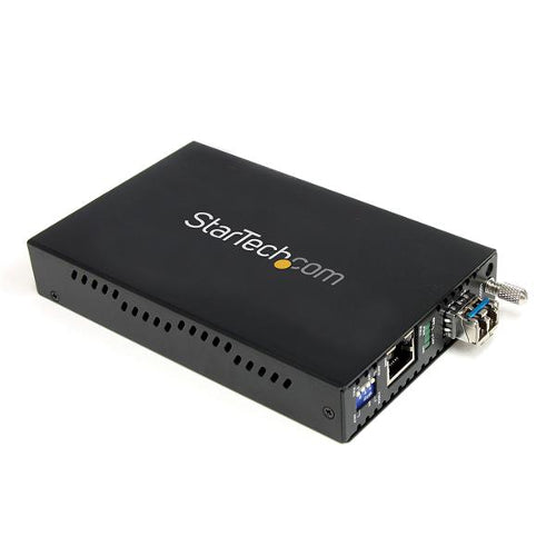 [STET1000S40LC2] StarTech ET1000S40LC2 Gigabit Ethernet to Single-Mode LC Fiber Media Converter